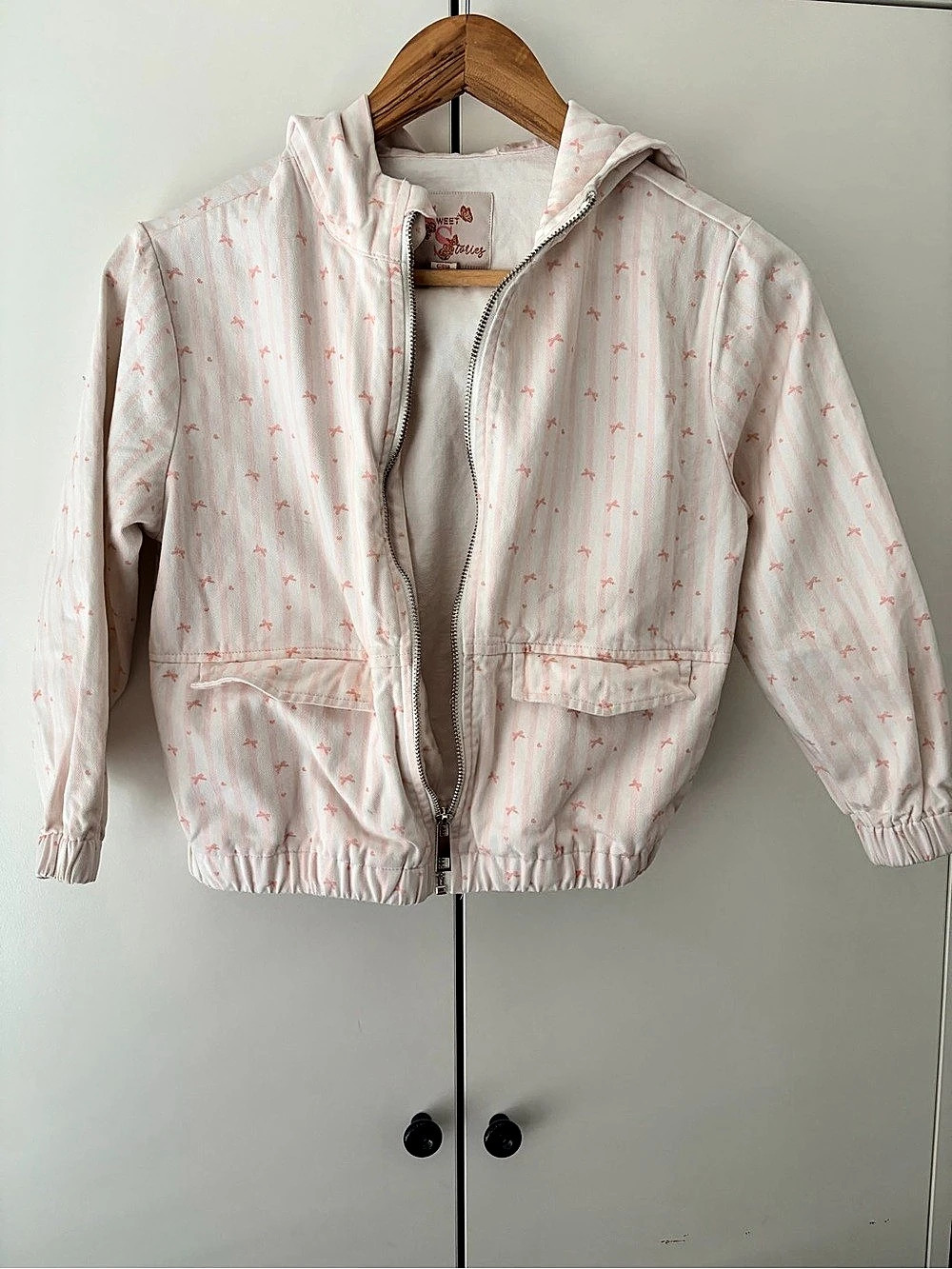 WeeTee Kids Hooded Rain Jacket Pink Size 7/8G Like New